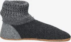 Giesswein Åbne Sko Hjemmesko Mænd Grå / Antracit 18 Giesswein Åbne Sko Hjemmesko Mænd Grå / Antracit -Nike Sportswear 4d6e18f1fa3a16f5eb71d7795decc9f7