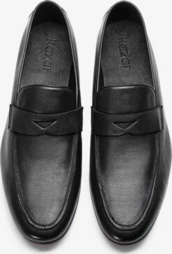 Kazar Business Sko Snøresko Mænd Sort 11 Kazar Business Sko Snøresko Mænd Sort -Nike Sportswear 7e8884bff3ba2c26796f98e69e7e821d