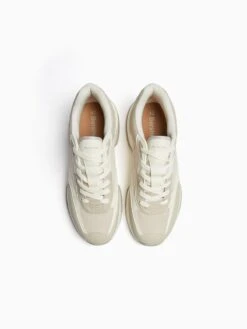 BERSHKA Running Sneakers Sneaker Low Mænd Creme / Camel 10 BERSHKA Running Sneakers Sneaker Low Mænd Creme / Camel -Nike Sportswear f345e1f685439f984c258f91efcc6bfe
